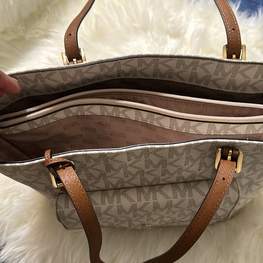 MK Shoulder bag - Picture 11 of 12